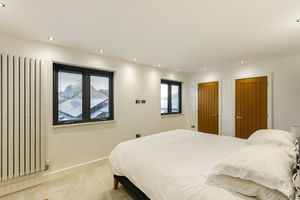 Bedroom- click for photo gallery